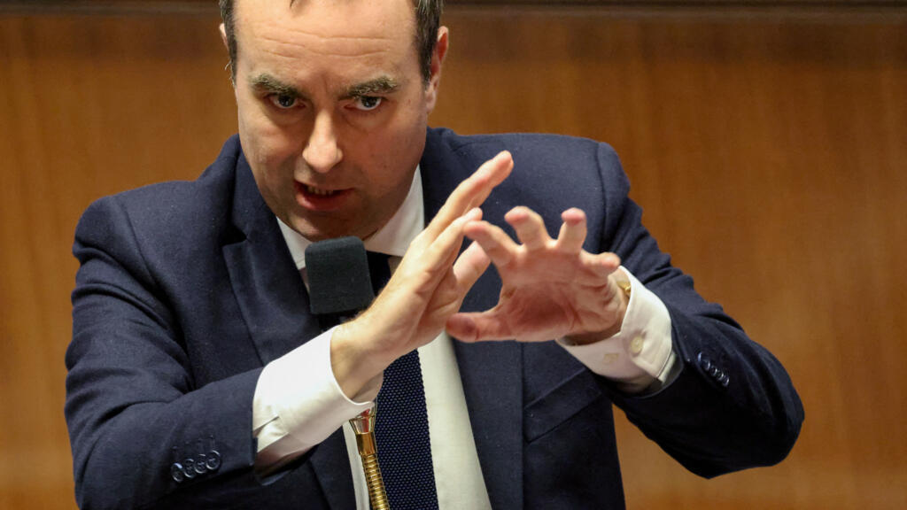 Война на Ближнем Востоке: Лекорню защищает французов от скачков цен на топливо