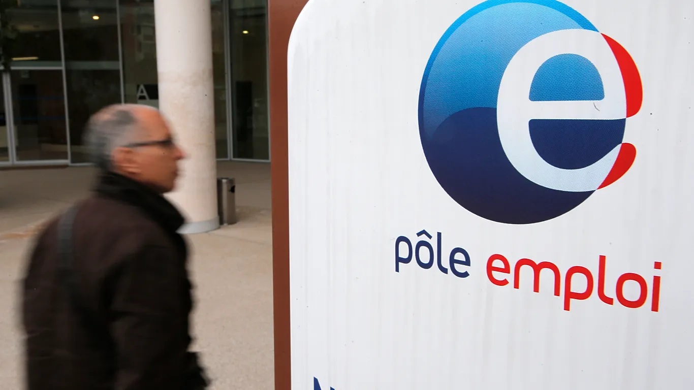 Безработица во Франции находится на самом высоком уровне с 2021 года, прежде всего - среди молодёжи